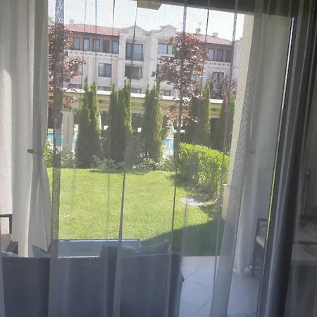 Apartment релакс в грийн лайф,созопол